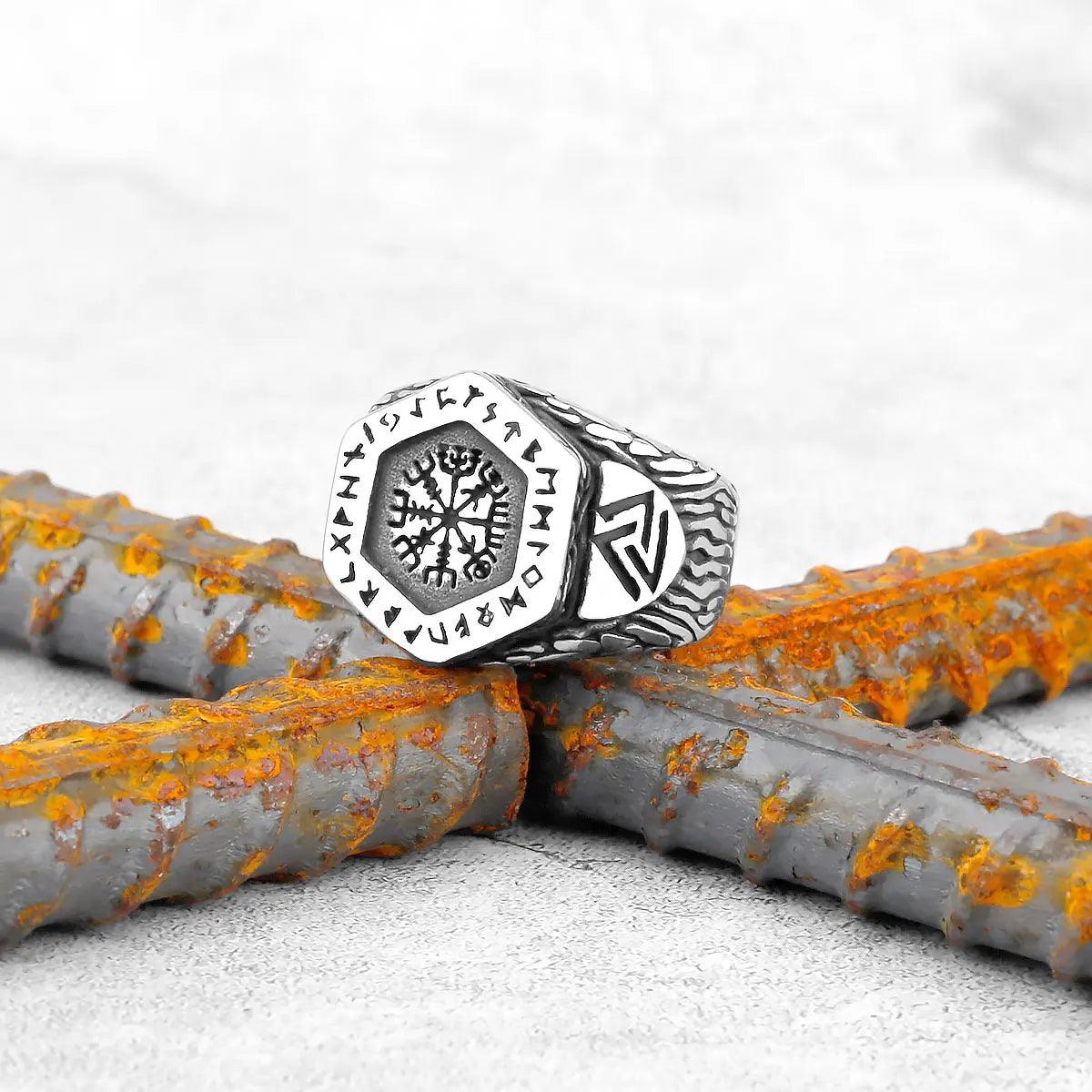 Bague Vegvisir "Valknut Runique"